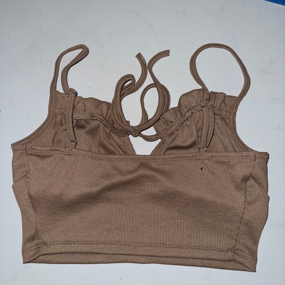 Brown top - Picture 2 of 2